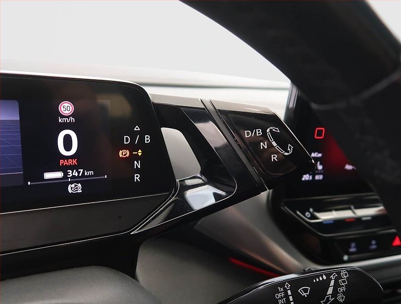 Volkswagen ID.4 (2021) Pro Perf. (82 kWh), SoH 92% - fotka 13 z 28