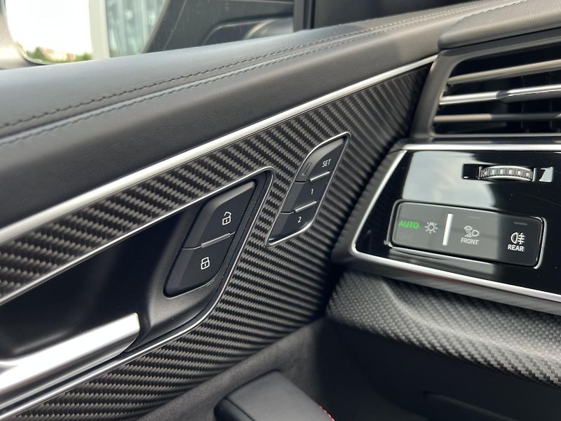 Audi RS Q8 (2021) Audi RS Q8 Full výbava, TOP st - fotka 30 z 39