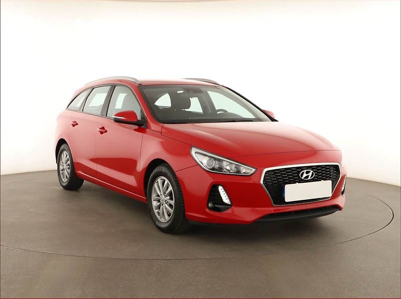 Hyundai i30 (2017) 1.0 T-GDI, Tempomat - fotografie inzerátu