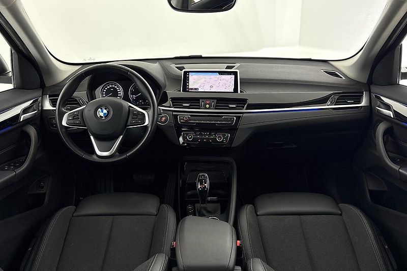 BMW X1 xDrive18d - fotka 14 z 24