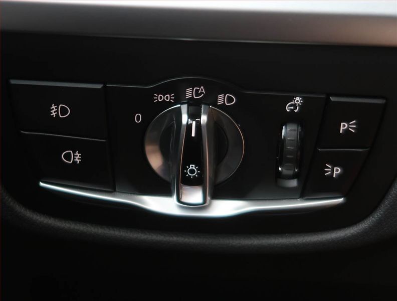 BMW X3 (2018) xLine xDrive20d, 4X4, Automat - fotka 18 z 23
