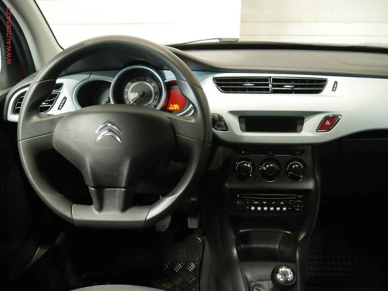 Citroën C3 (2014) 1.2PT, 2.maj,ČR, AC - fotka 11 z 14
