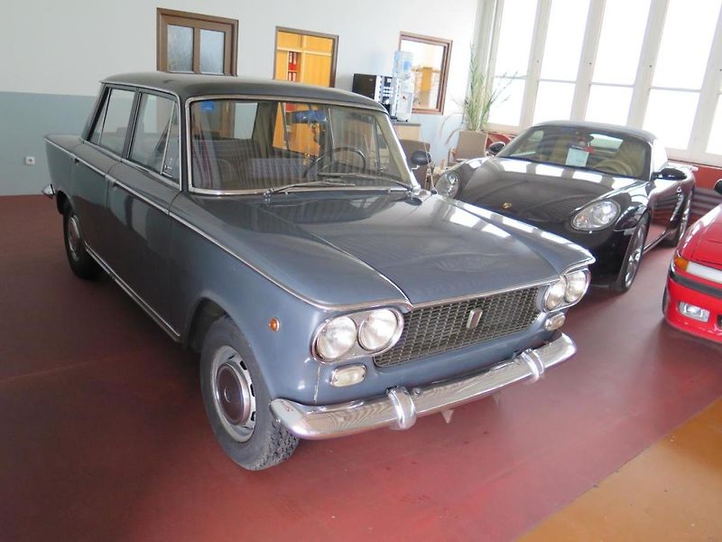 Fiat Ostatní (1963) 116 Berlina 1300 - fotka 5 z 21
