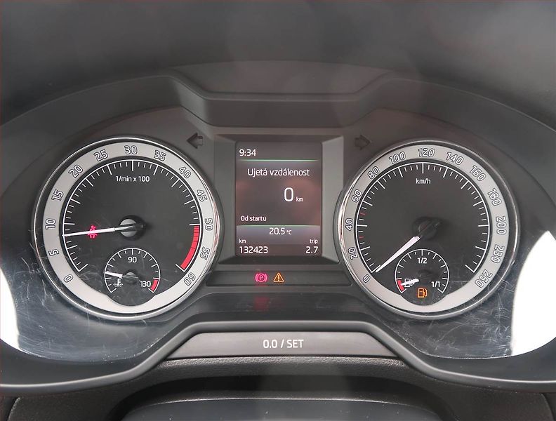 Škoda Octavia (2017) Style 1.6 TDI, Serv.kniha - fotka 11 z 13