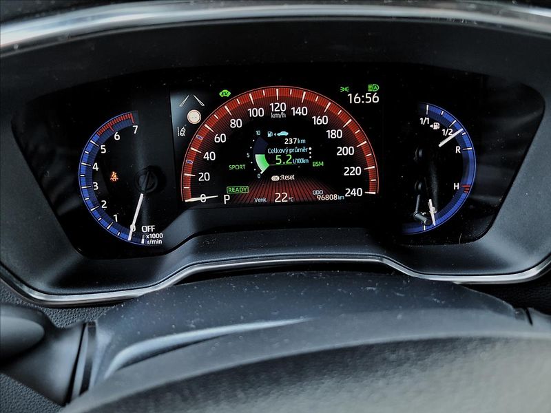 Toyota Corolla 1,8 Již není k dispozici - fotka 27 z 50