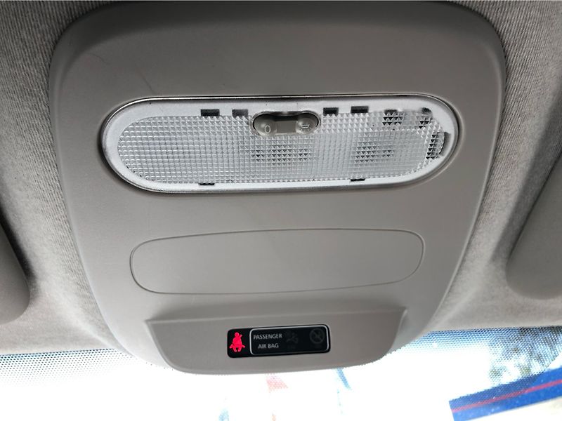 Renault Trafic 1,6 dCi 8 míst - fotka 23 z 28
