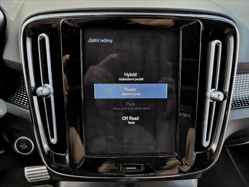 Volvo XC40 T4 PHEV R-design kůže,kůže - fotka 31 z 49