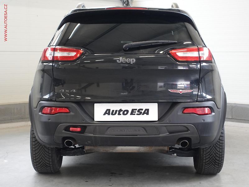 Jeep Cherokee (2014) 3.2 V6 4X4, Trailhawk, AT - fotka 5 z 23
