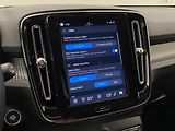 Volvo XC40 B4 AWD DARK PLUS AUT CZ - náhled 45