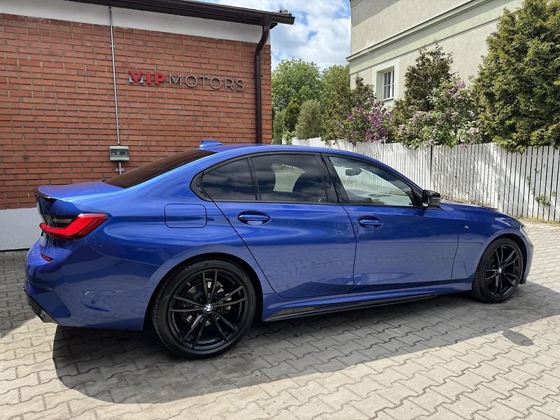 BMW Řada 3 320xD-M PRO-R19-NIGHT-PERFORMA - fotka 7 z 39