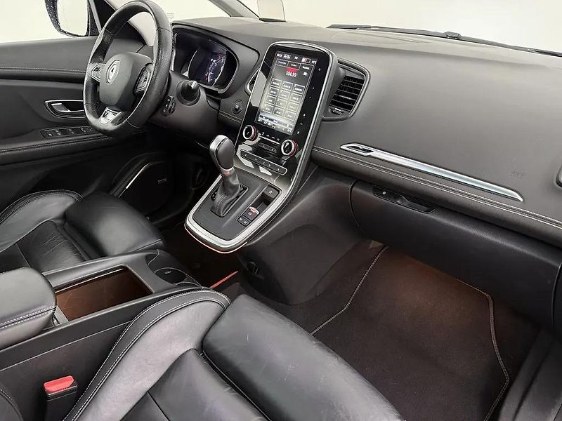 Renault Grand Scénic 1.3TCe Aut. Initi. Paris 7Míst - fotka 4 z 16