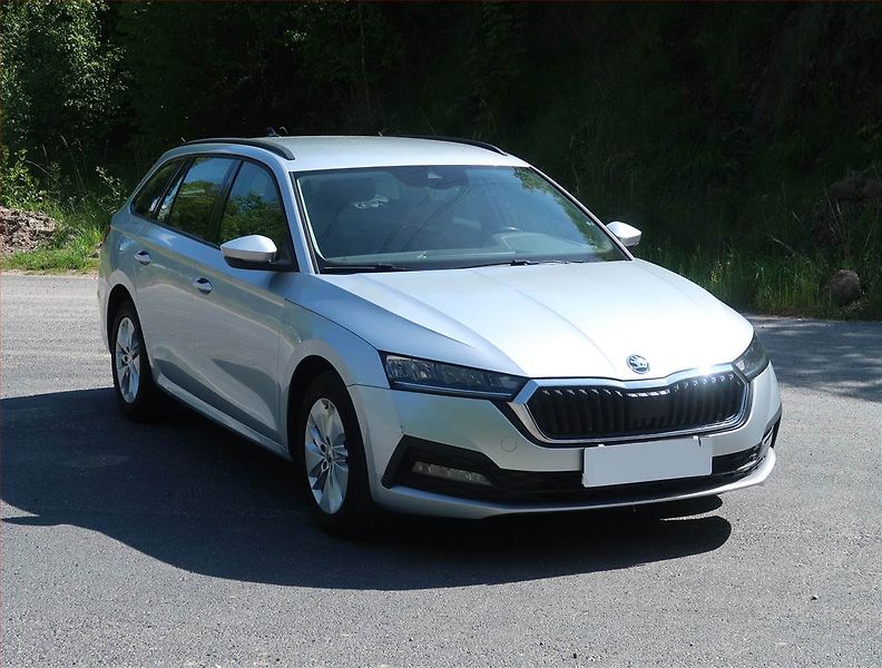 Škoda Octavia (2021) 2.0 TDI, Serv.kniha, Tempomat - fotografie inzerátu