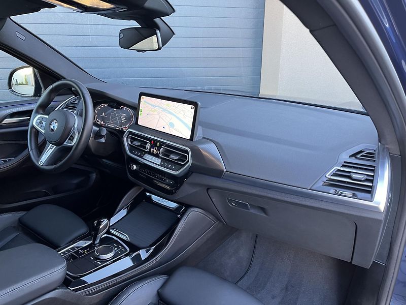 BMW X4 (2024) 3.0xD ///M 210Kw,webasto,ACC - fotka 14 z 51
