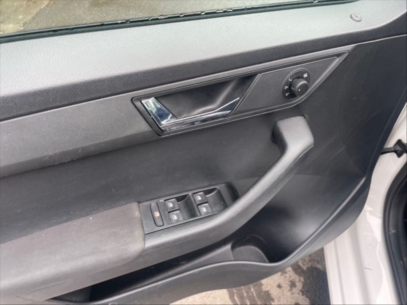 Škoda Fabia 1,0 TSI 70 Ambition - fotka 11 z 11