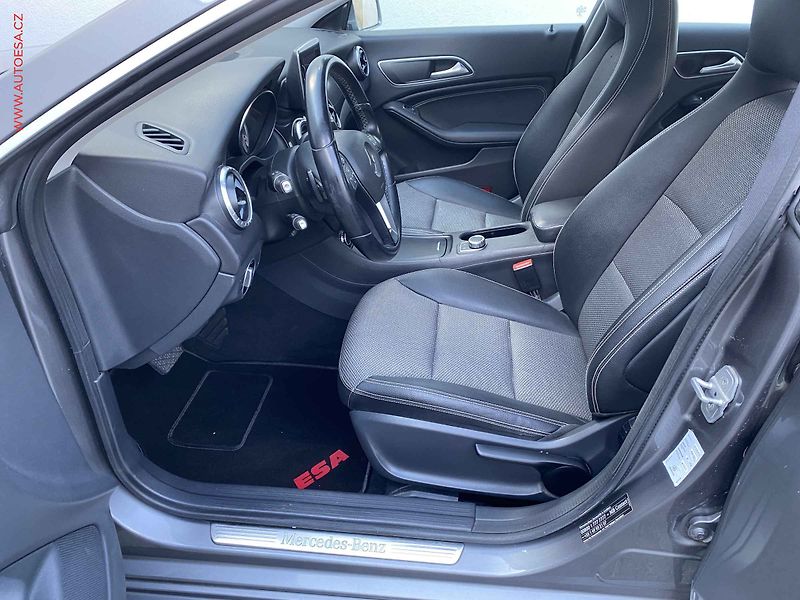 Mercedes-Benz CLA (2013) 2.2 CDi 220, AT, bixen - fotka 9 z 20