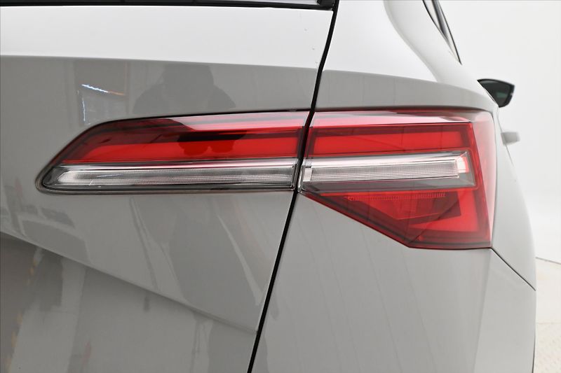 Škoda Karoq 2,0 TDI 85kW DSG VIRTUAL EL.KU - fotka 30 z 31