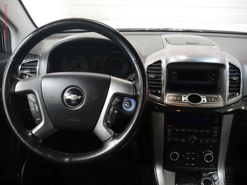 Chevrolet Captiva (2012) 2.2 CDTi 4x4, ČR, servis - fotka 13 z 22