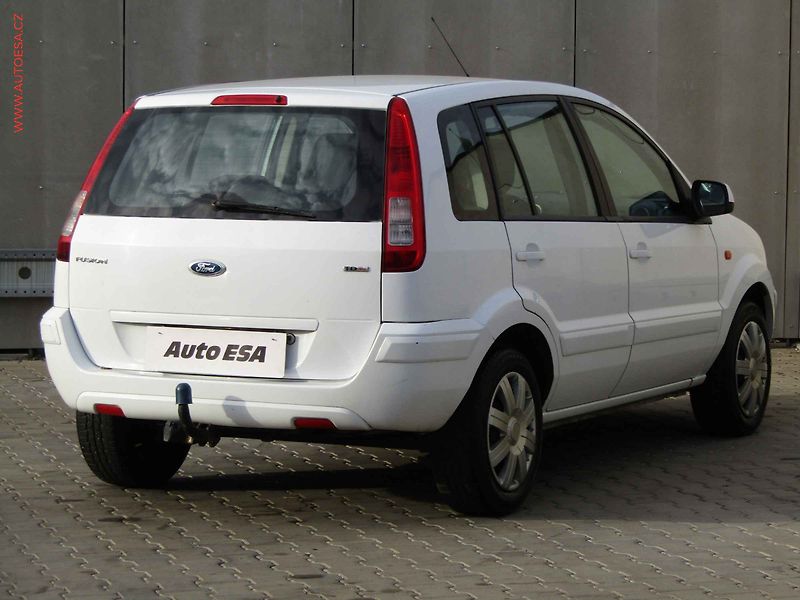 Ford Fusion (2010) 1.4 TDCi, ČR, AC, TZ - fotka 4 z 17