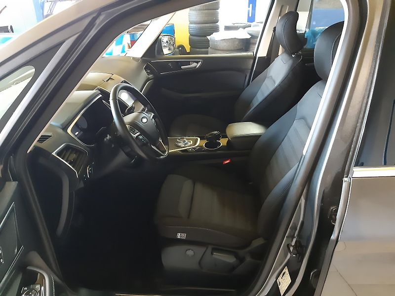 Ford Galaxy 2.0 TDCI 4X4 NAVI 7 míst       - fotka 9 z 36