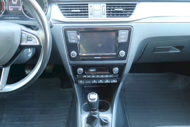 Škoda Rapid (2019) Style Plus 1.0 TSI 81 kW - fotka 22 z 25