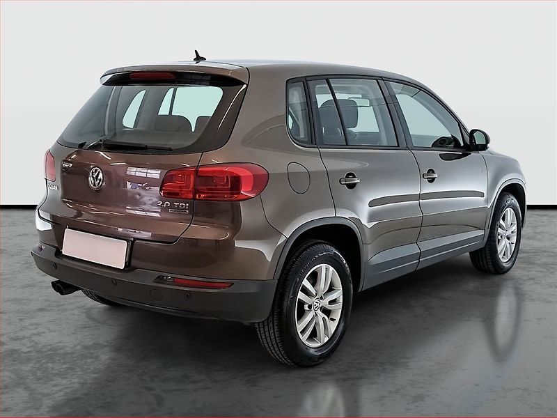 Volkswagen Tiguan (2012) 2.0 TDI, Serv.kniha - fotka 5 z 17