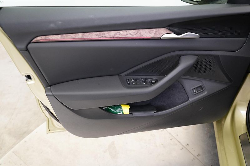 Škoda Superb - fotka 12 z 29