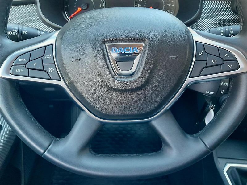 Dacia Sandero 1,0 SCe 49kW - fotka 35 z 48