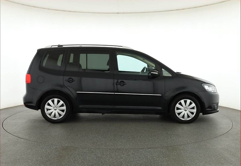 Volkswagen Touran (2011) 2.0 TDI, Automat, Xenony - fotka 6 z 18