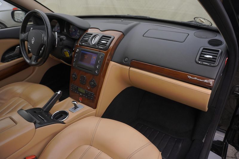 Maserati Quattroporte (2007) 4.2i 295 kW AUTOMAT - fotka 39 z 46