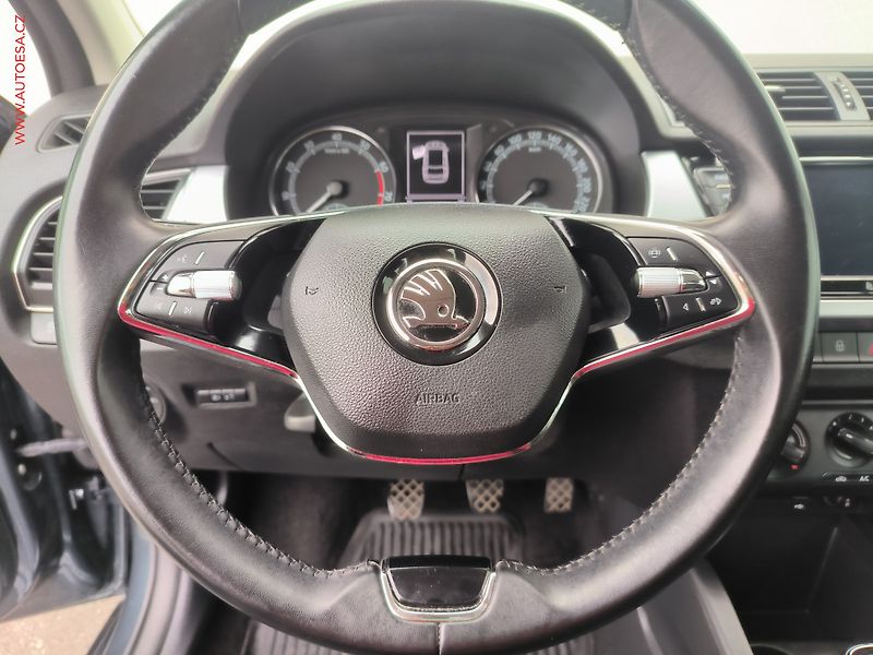Škoda Fabia (2021) 1.0 TSI, Ambition, TZ, kamera - fotka 16 z 21