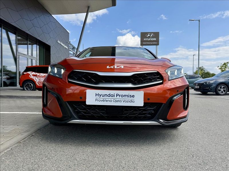 Kia XCeed 1,5 T-GDI DCT  Top Tažné - fotka 5 z 25