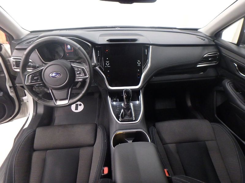 Subaru Outback 2.5i 4WD Active - fotka 11 z 17