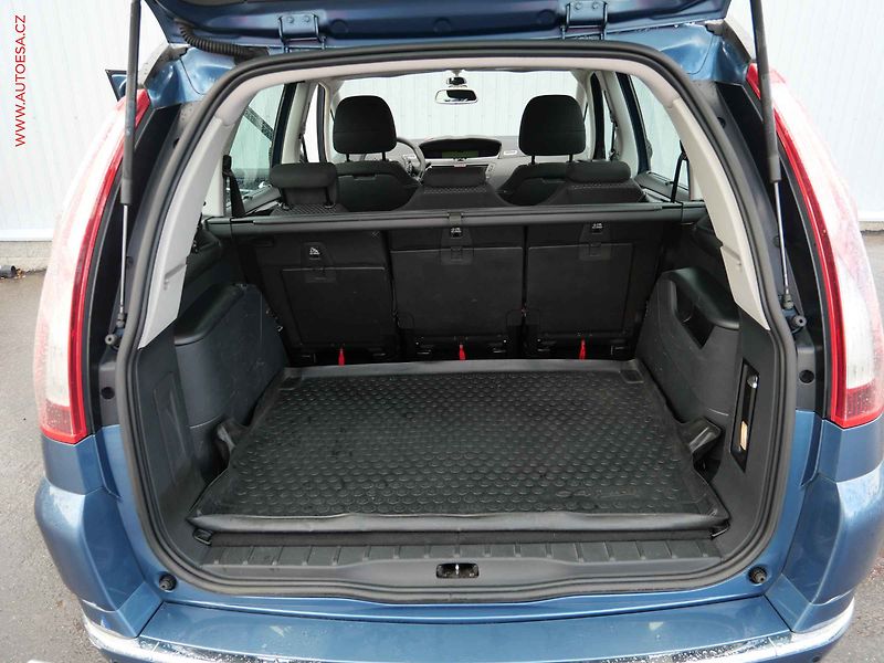 Citroën Grand C4 Picasso (2012) 1.6VTi, ČR, AC, TZ, park - fotka 7 z 22