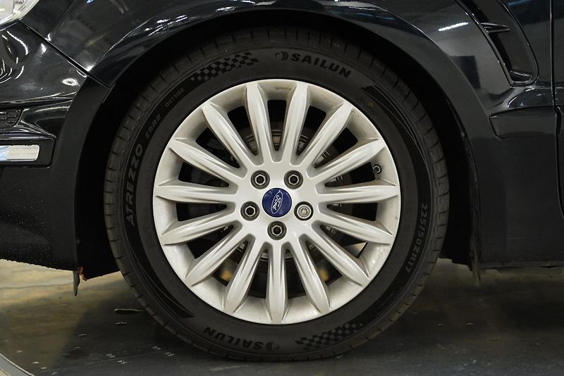 Ford S-MAX - fotka 10 z 28