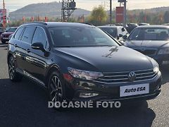 Volkswagen Passat (2022) 2.0 TDI 4x4, DSG, navi, xenon - fotografie inzerátu