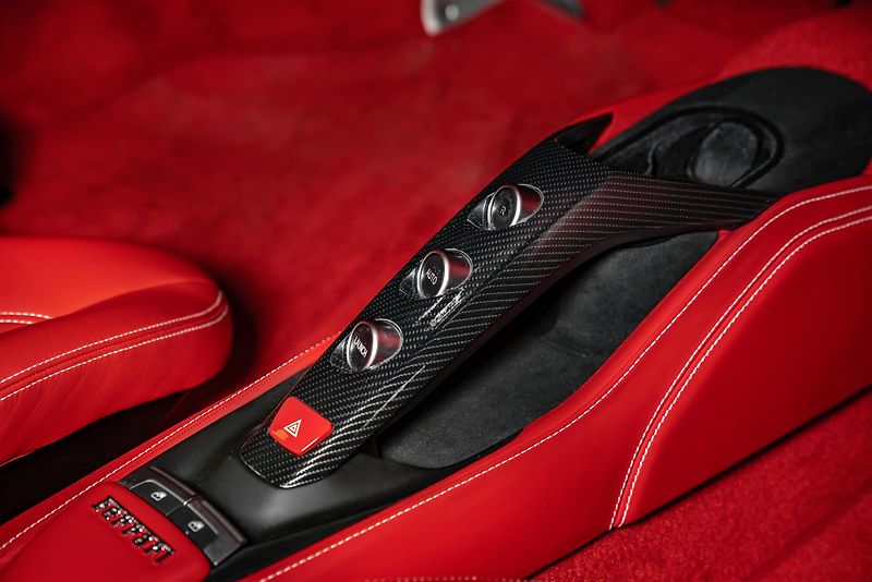 Ferrari 488 GTB LIFT/CAM/PPF/CARBON/EXHAUS - fotka 21 z 27