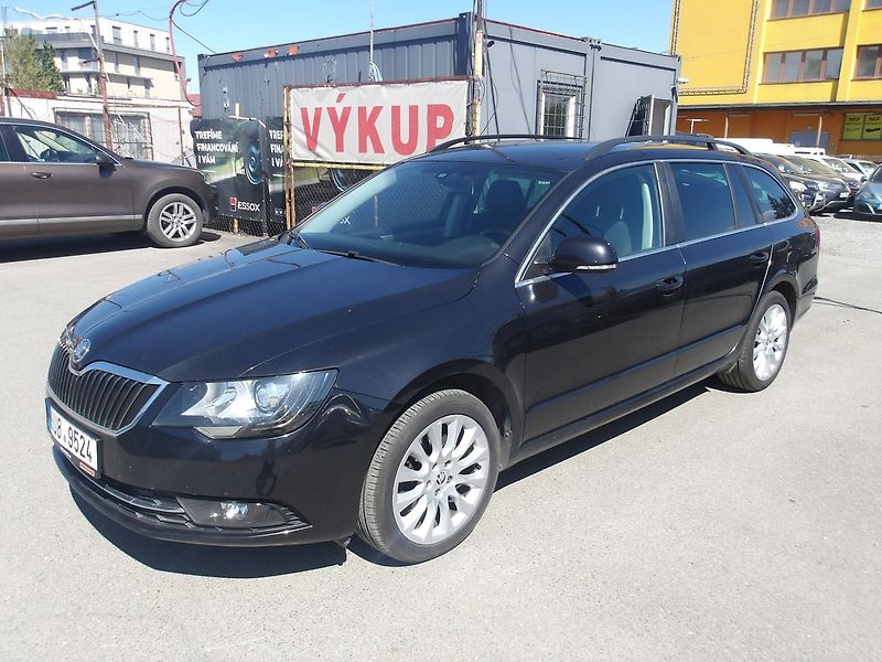 Škoda Superb 2,0TDi 125kW DSG! 2 x ALU kola - fotka 1 z 31