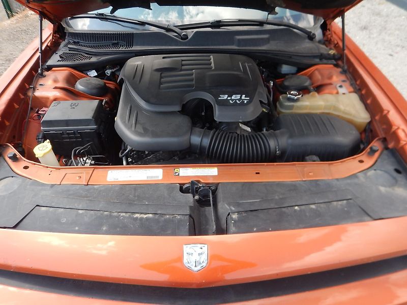 Dodge Challenger 3.6i, AUTOMAT, LPG - fotka 22 z 23