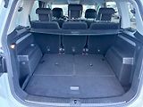 Volkswagen Touran (2022) 1.5 TSI 110kW HighLine 7 míst - náhled 33