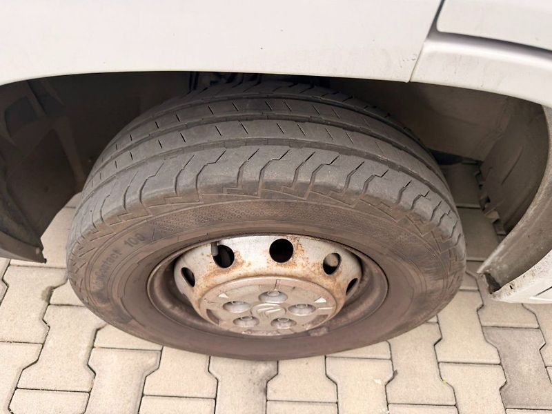 Citroën Jumper Maxi 2,2 MTJ 140k 6°MT Van 3,5 - fotka 10 z 17