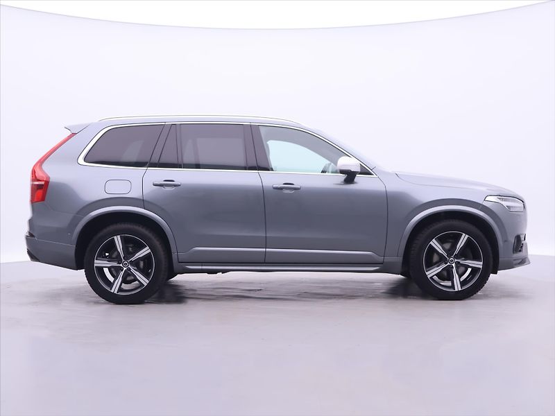 Volvo XC90 2,0 D5 Aut. AWD CZ R-Design - fotka 7 z 36