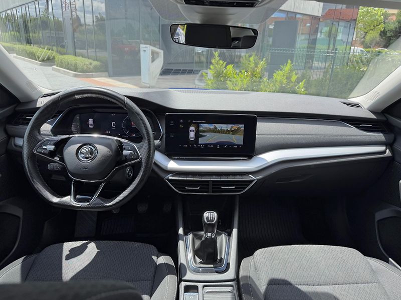 Škoda Octavia (2022) 1.0 tsi 81 kw/Style - fotka 14 z 24