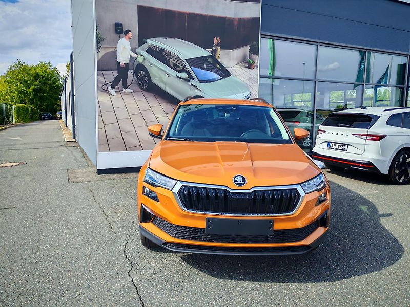 Škoda Karoq (2026) Classic 1.5 TSI DSG - fotka 2 z 19
