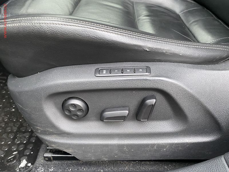 Seat Alhambra (2012) 2.0 TDi 4x4, Style, TZ - fotka 14 z 18