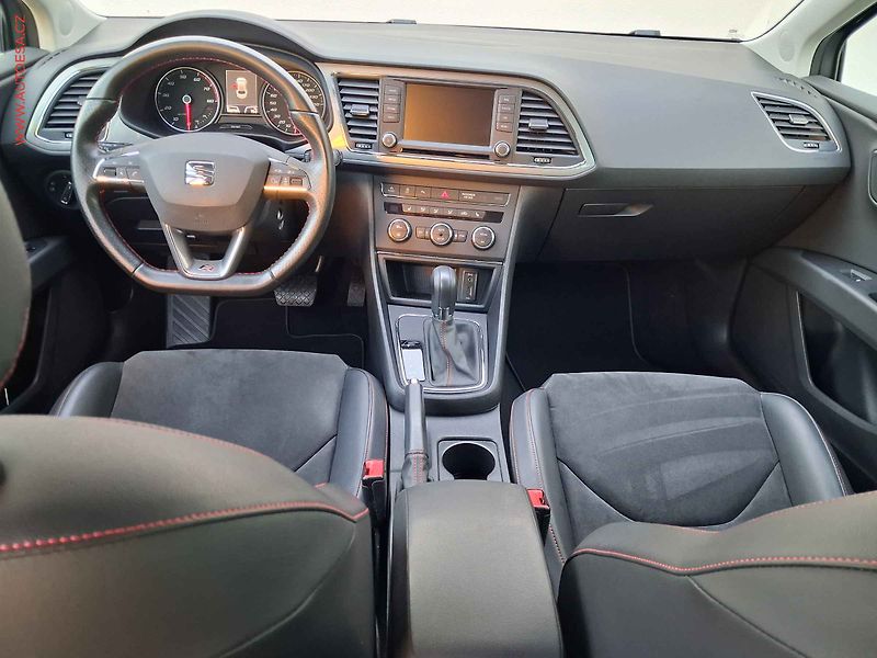 Seat Leon (2016) 1.4 TSi, FR, DSG, LED, +ALU - fotka 8 z 20