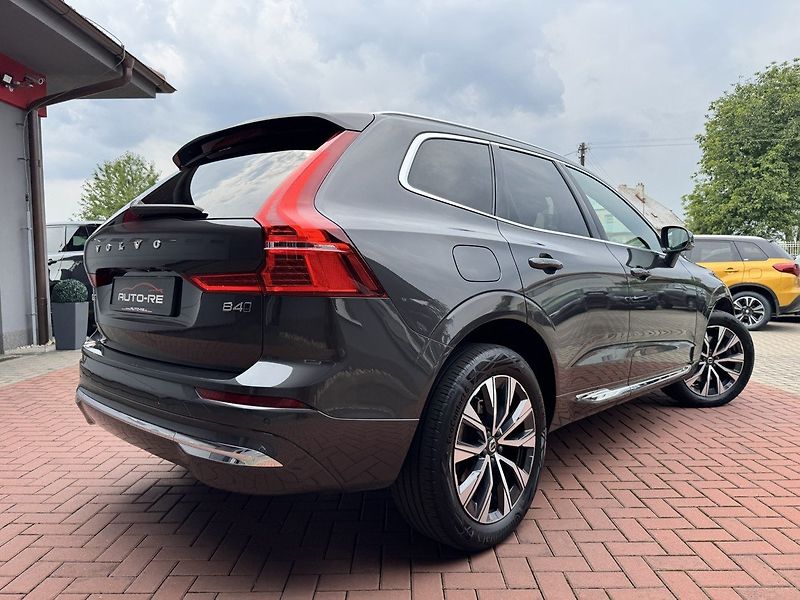 Volvo XC60 (2021) 2.0D B4 AWD Inscription - fotka 2 z 47