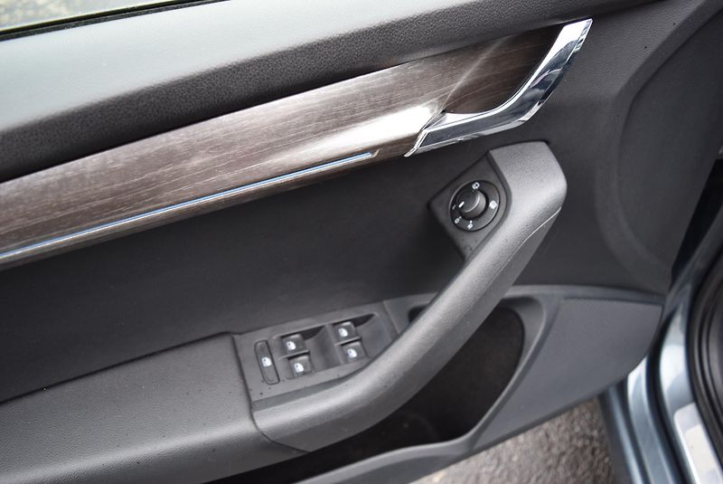 Škoda Octavia (2020) 2.0TDI 135kw SCOUT DSG 4x4 TAŽ - fotka 23 z 50