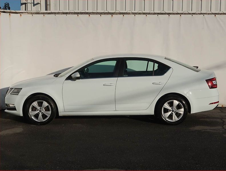 Škoda Octavia (2018) Style 1.4 TSI, Tempomat - fotka 3 z 21