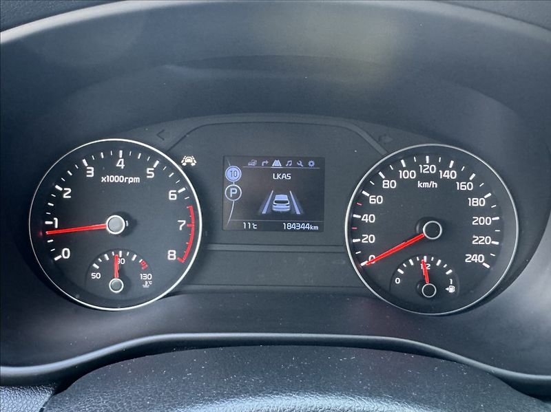 Kia Sportage 1,6 T-GDi 130kW 4x4 tažné - fotka 27 z 50