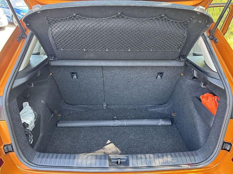 Škoda Kamiq (2023) 1.0 TSI Style - fotka 28 z 29